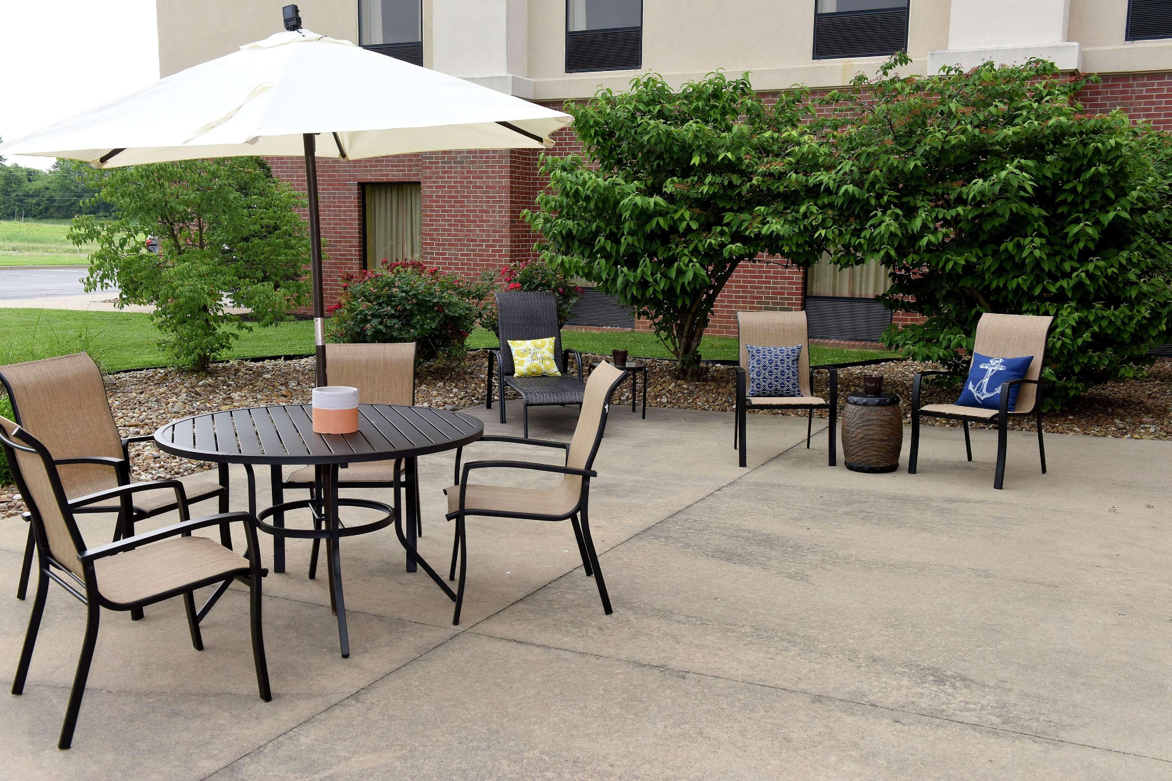 Hampton Inn & Suites Madisonville Exterior foto