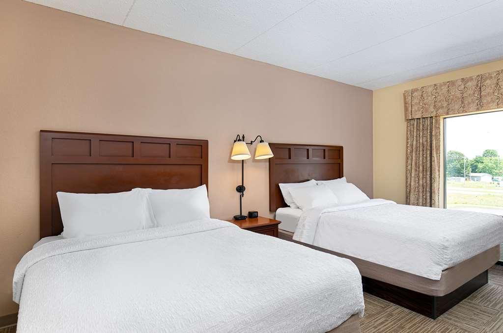 Hampton Inn & Suites Madisonville Habitación foto