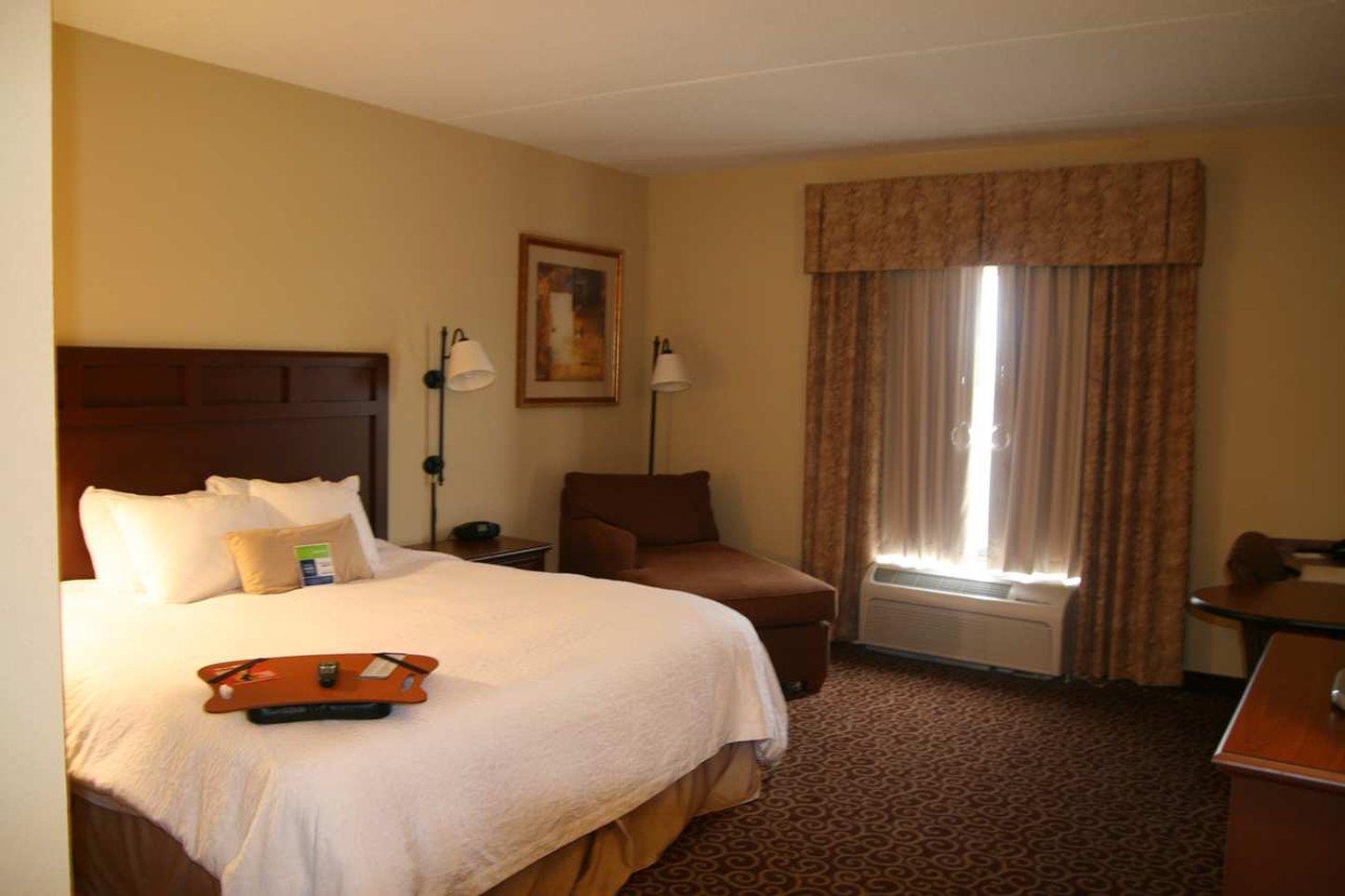 Hampton Inn & Suites Madisonville Exterior foto